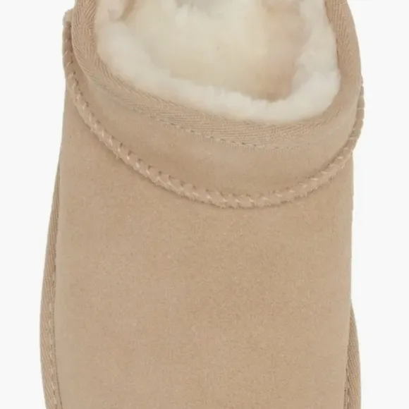 New UGG Tan Suede Slippers
