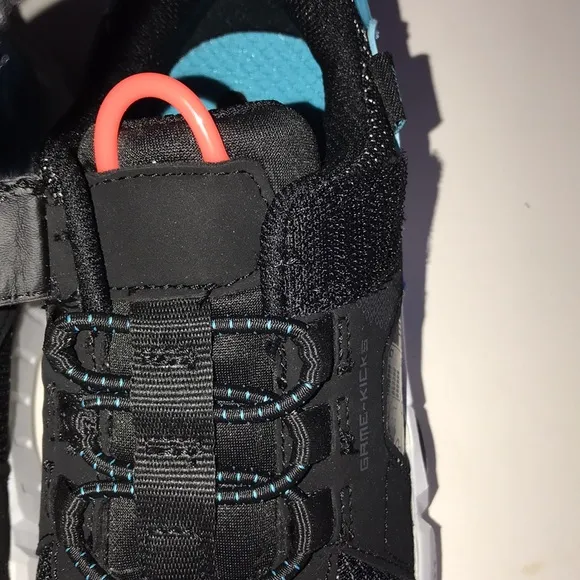 NIB Unisex Sketchers Gametronix Sneakers