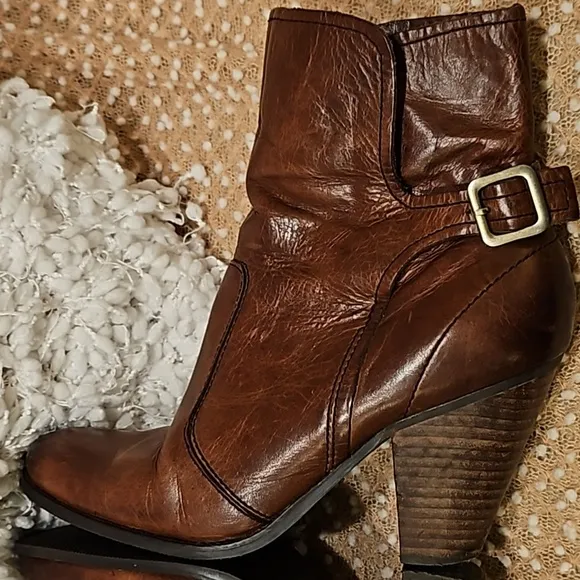 Nicole Leather Boots
