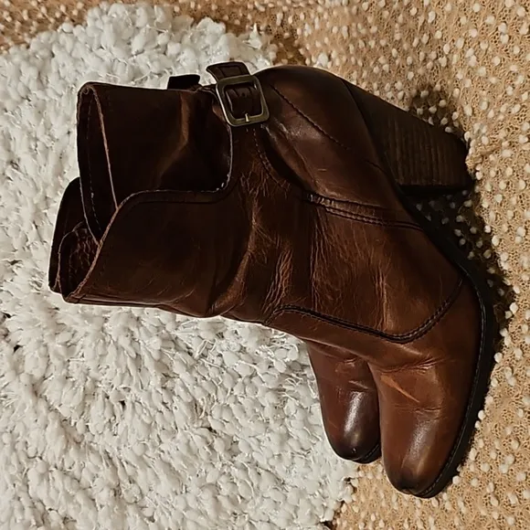 Nicole Leather Boots
