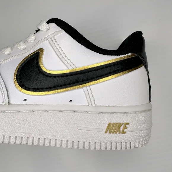 Nike Air Force 1 LV8 (GS) 12C Boys/Girls White/Black-Metal Gold