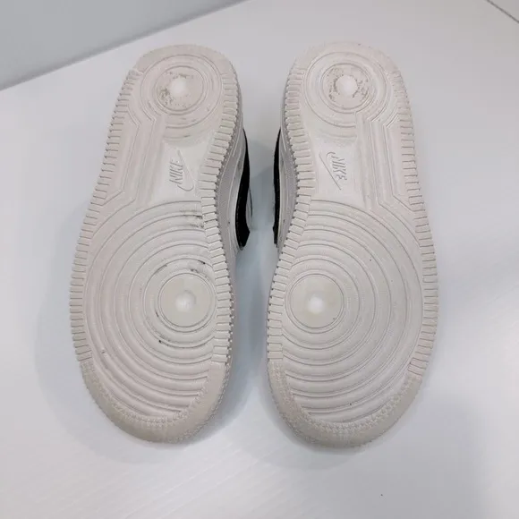 Nike Air Force 1 LV8 (GS) 12C Boys/Girls White/Black-Metal Gold