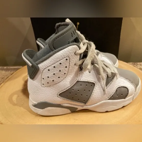 Nike Air Jordan Retro 6 Cool Grey Toddler DV3605-100 Size-10.5 With Box
