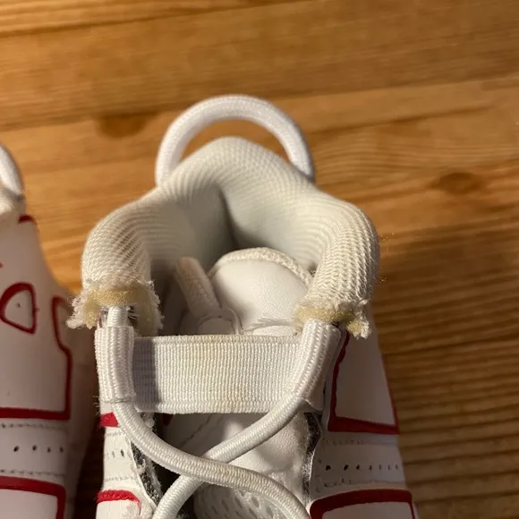Nike Amore Untempo Qs Sneakers