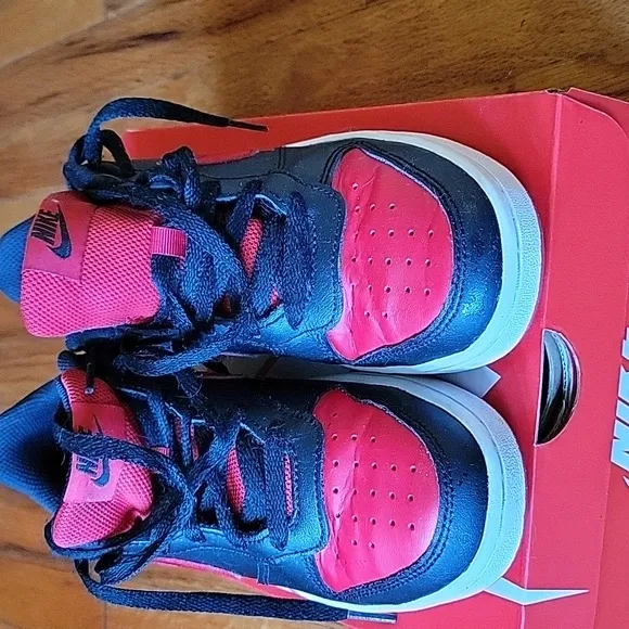 Nike Big Boys Court Borough Low 2