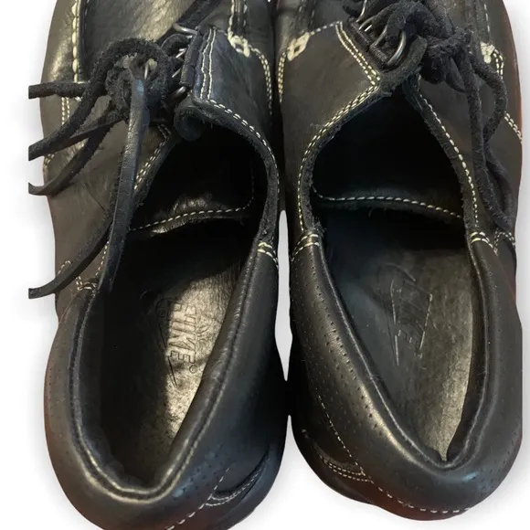 Nike Black Leather Boat Shoes  Mens sz 9