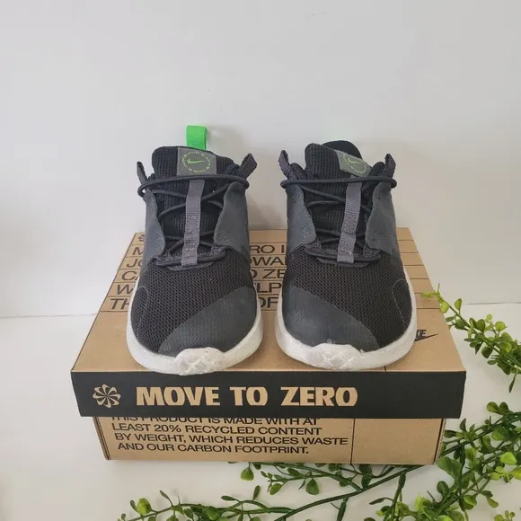 Nike Crater Impact toddler  boys size 9 black sneakers