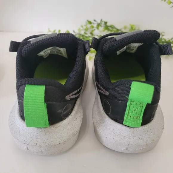 Nike Crater Impact toddler  boys size 9 black sneakers