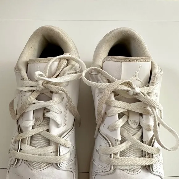 Nike Kids Air Jordan 1 Flight 2 Low White Sneakers Size 5YW