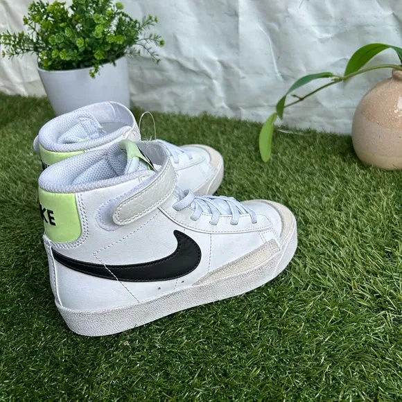 Nike Kids' Blazer Mid '77 High TopSneaker size 12.5C  NEW 'White Black Volt'