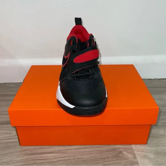 Nike Kids Sneakers Nike Team Hustle D 11