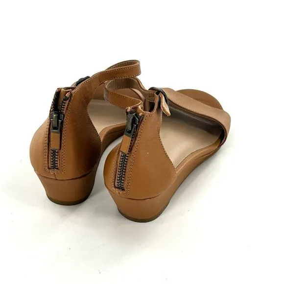 NWOT Eileen Fisher Mara Leather Sandals 8.5 Tan Wedge Women's