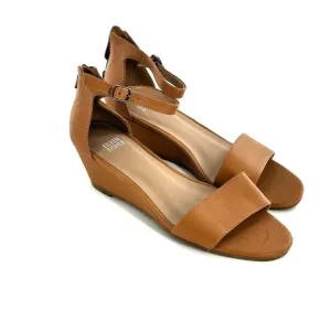 NWOT Eileen Fisher Mara Leather Sandals 8.5 Tan Wedge Women's