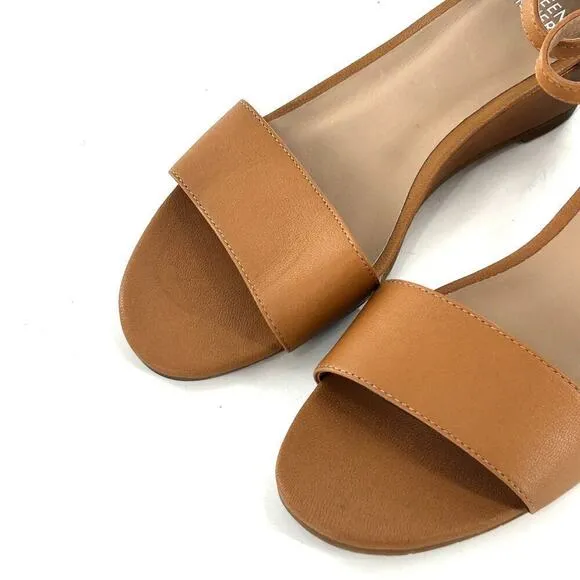 NWOT Eileen Fisher Mara Leather Sandals 8.5 Tan Wedge Women's
