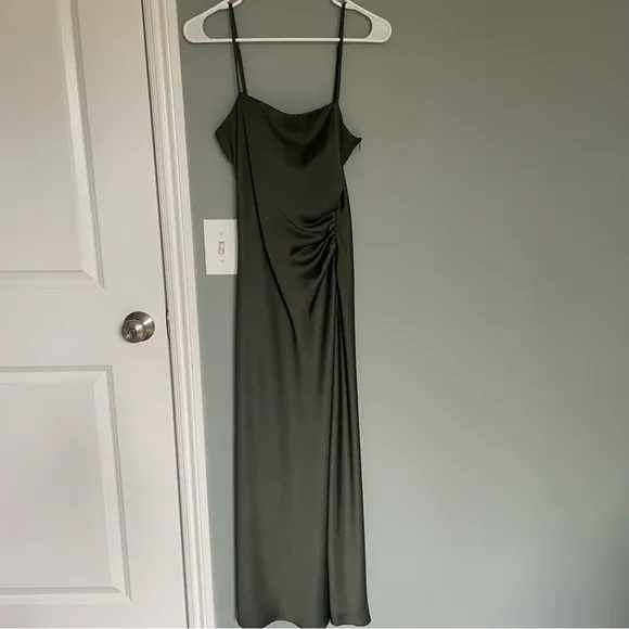 NWOT House of Harlow 1960 Olive Green Satin Feel Square Neck Slip Dress