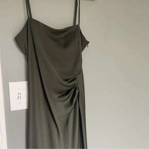 NWOT House of Harlow 1960 Olive Green Satin Feel Square Neck Slip Dress