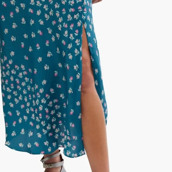 NWT FREE PEOPLE GOSSAMER GLOW MIDI SLIP DRESS/Deep Lagoon Combo