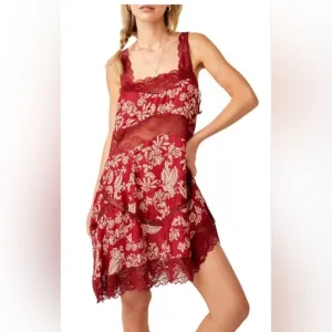NWT Free People Intimately All Nighter Lacy trapeze nightgown. Sz M