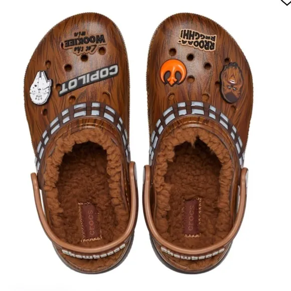 NWT Kids Star Wars Classic Lined Clog Chewbacca J5