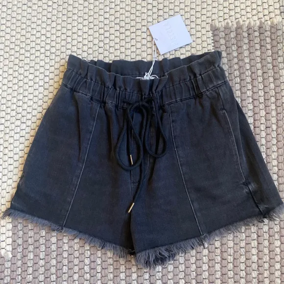 NWT Pistola Salem Cooper Paperbag Drawstrings Short in Black Size Small