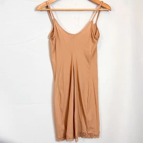 NWT SKIMS Fits Everybody Corded Lace Slip Dress in Sand Sz. M