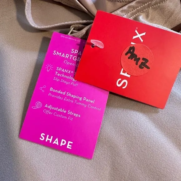 NWT Spanx Open Bust full SmartGrip Slip Small