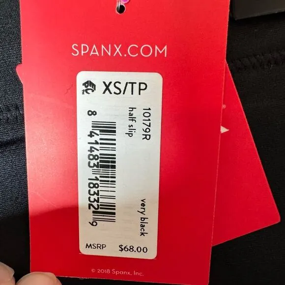 NWT Spanx Shapewear Women Sculpting Half Slip SmartGrip 10179R Black XS