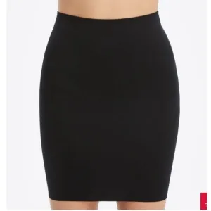 NWT SPANX smart grip half slip
