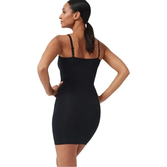 NWT Spanx Socialight Slip