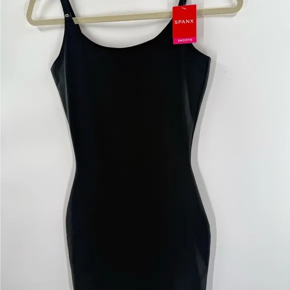 NWT Spanx Socialight Slip