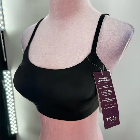 NWT True Scoop Neck Bralette