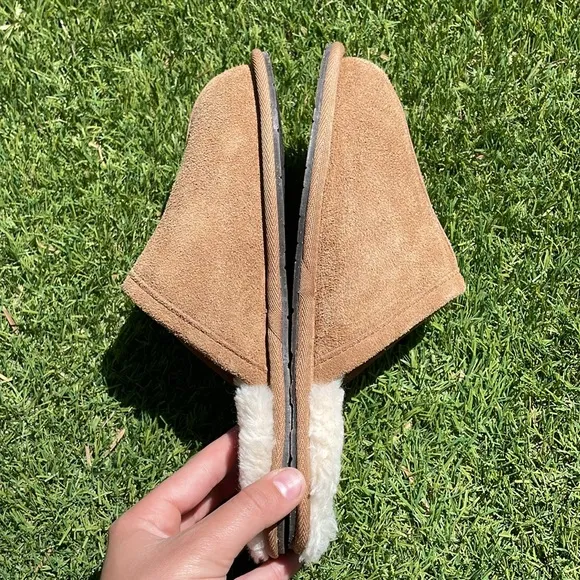 NWT UGG Scuff Slippers!