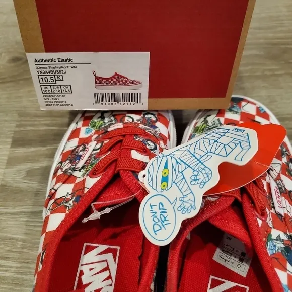 NWT Vans Xtreme Shark Authentic Elastic Lace Sneakers