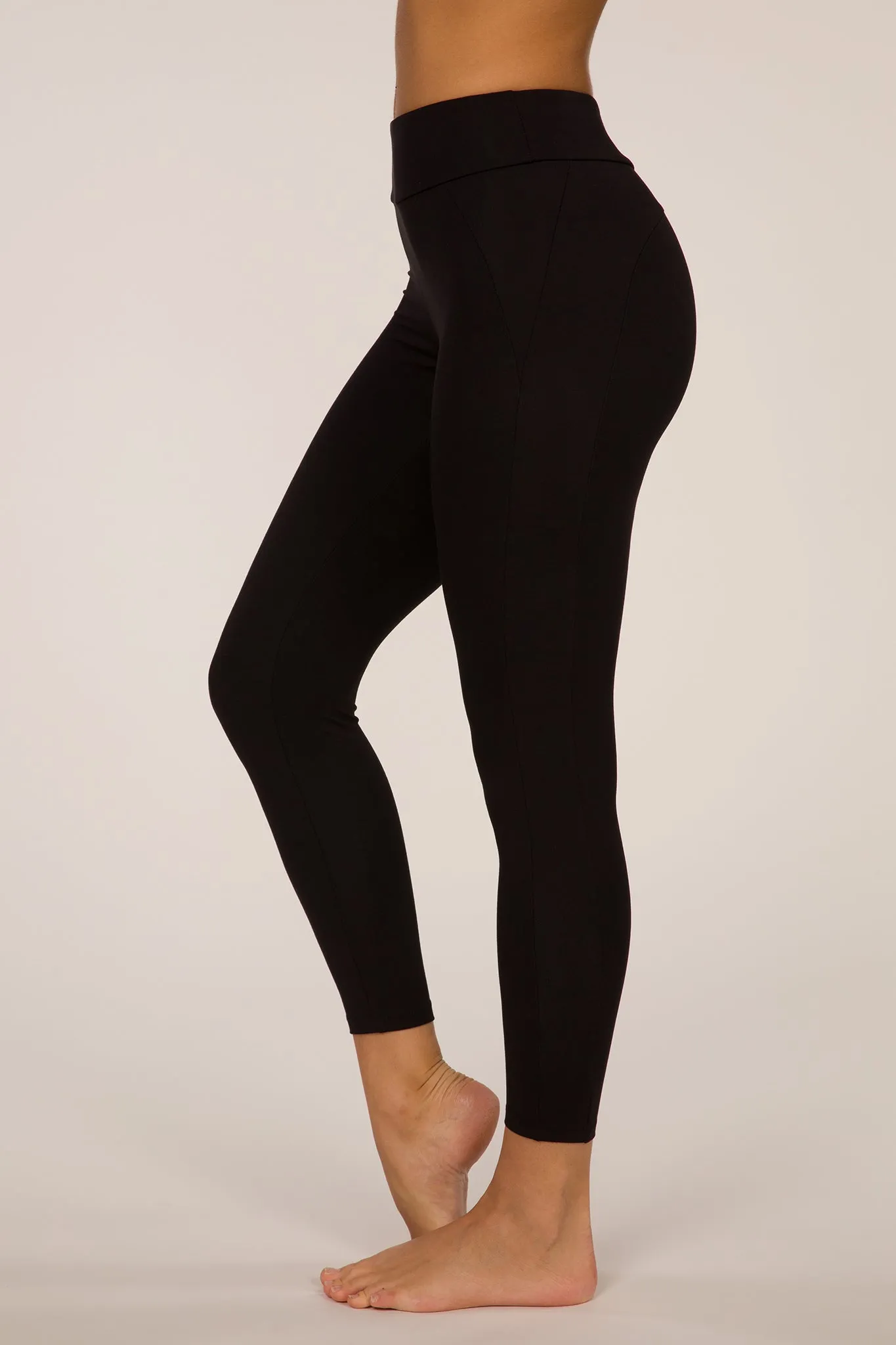 NY High Rise 7/8 Legging - Black