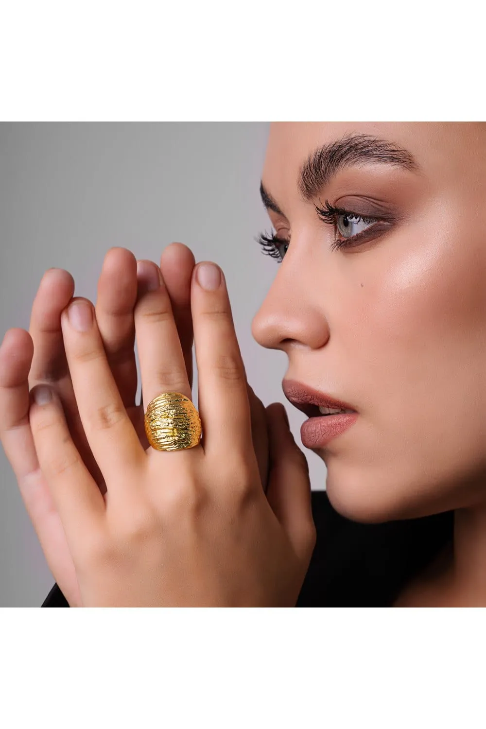 Oak Ring - Gold Tone