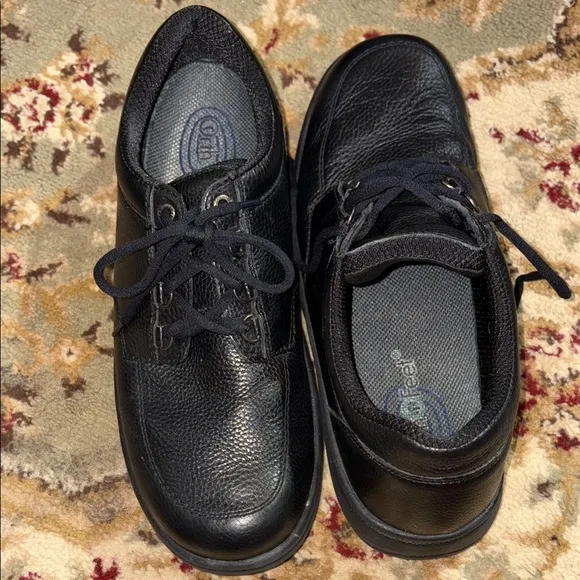 Othrofeet Black Leather Oxfords Classic
