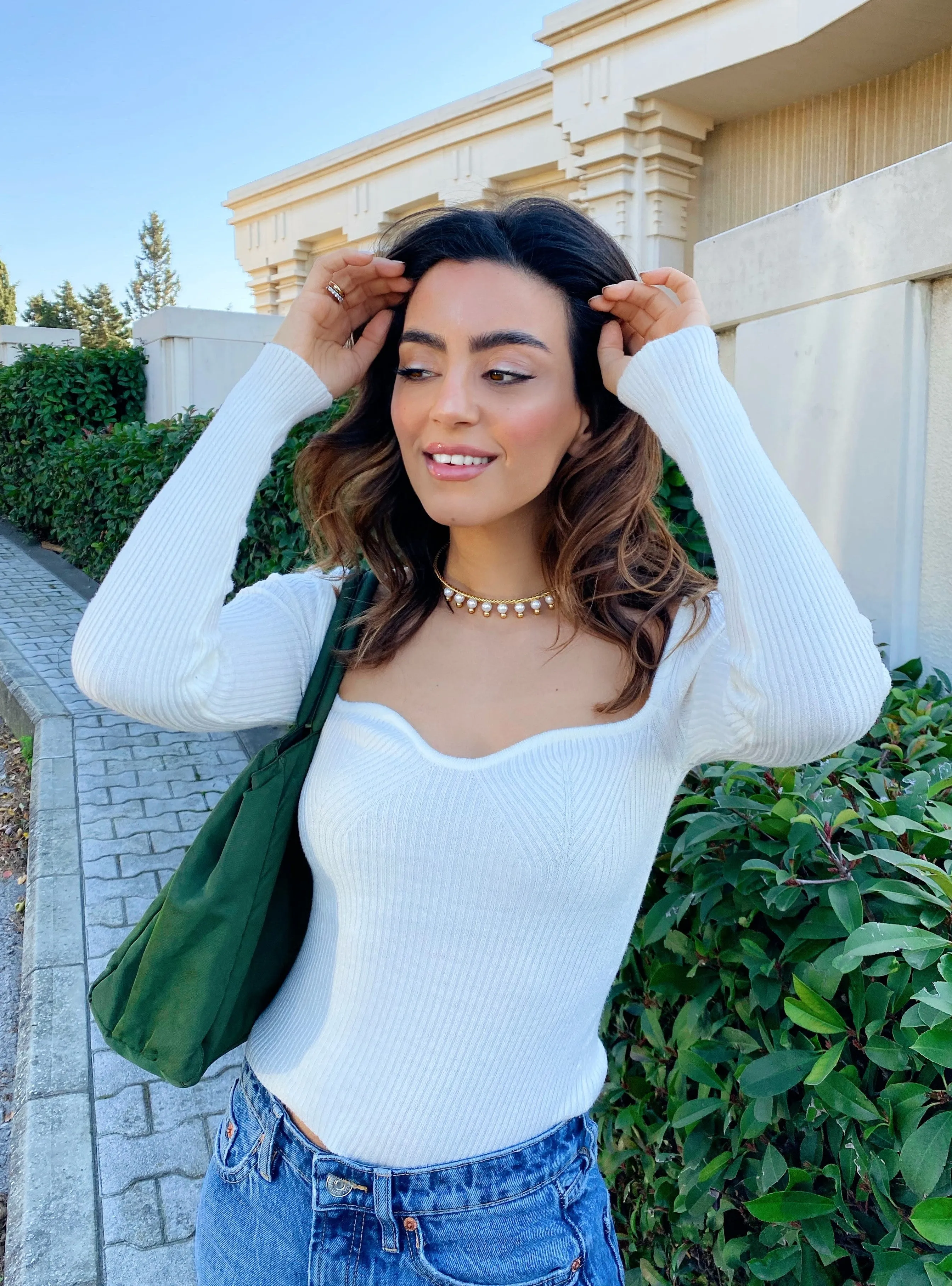 Paris Choker