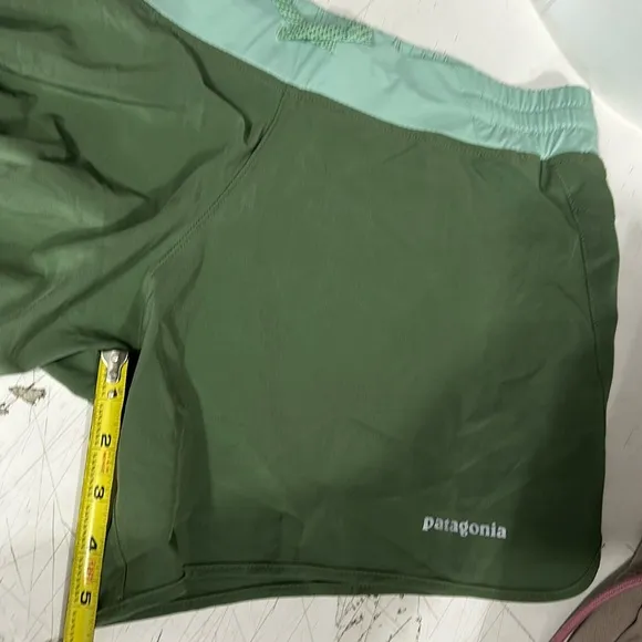 PATAGONIA Womens Camp Green 6&quot; NINE TRAILS SHORTS Running w/ Liner Mint! S