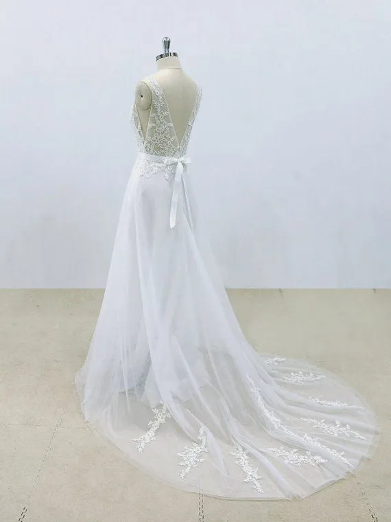 Popular A-line V-neck lace top tulle backless simple Wedding Dresses with train, WD0365