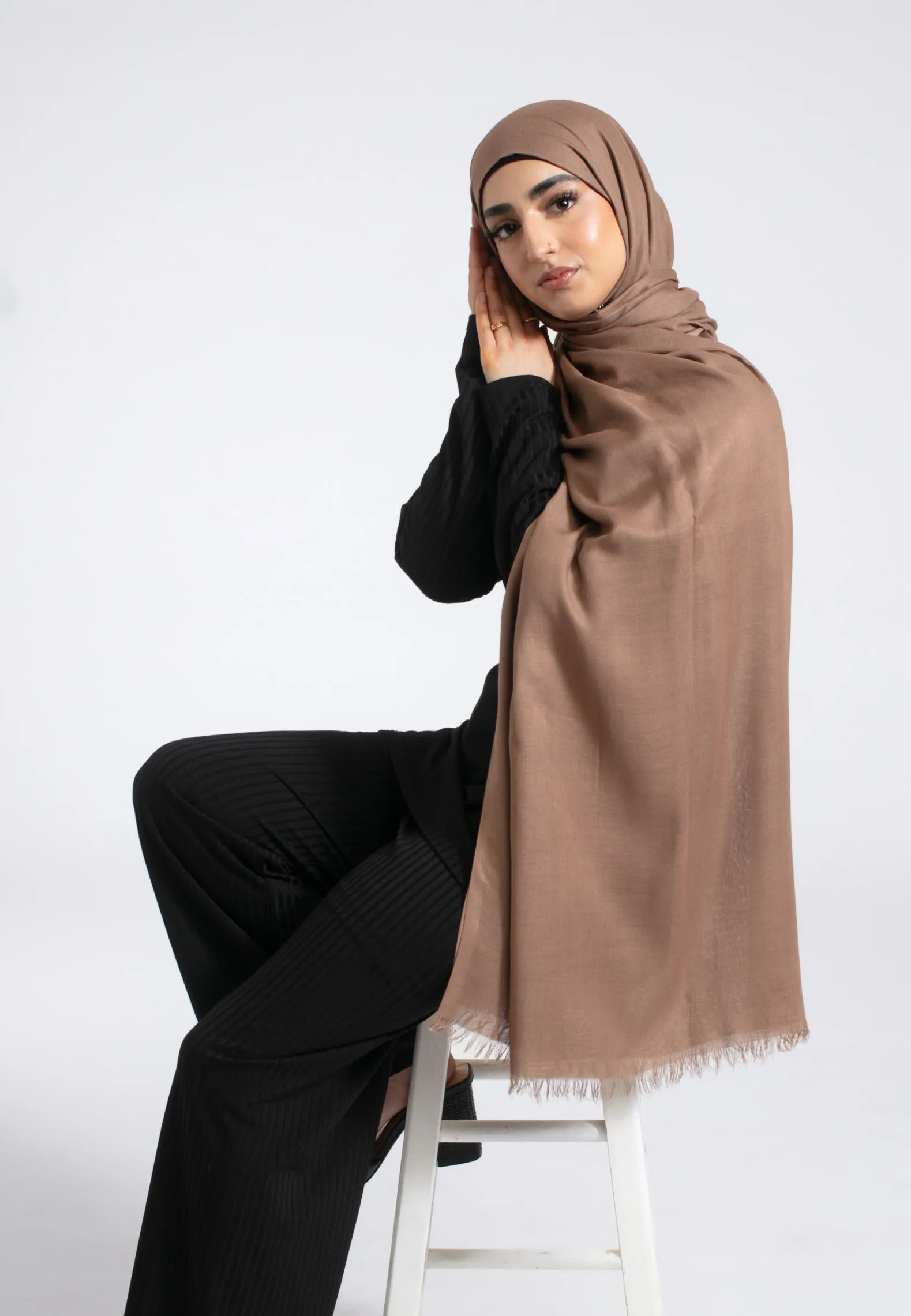 Premium Modal Hijab - Bambi Brown