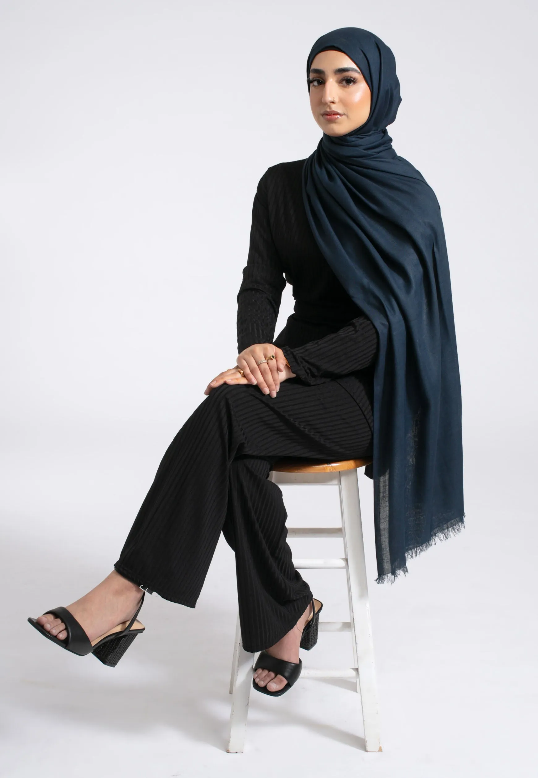 Premium Modal Hijab - Navy