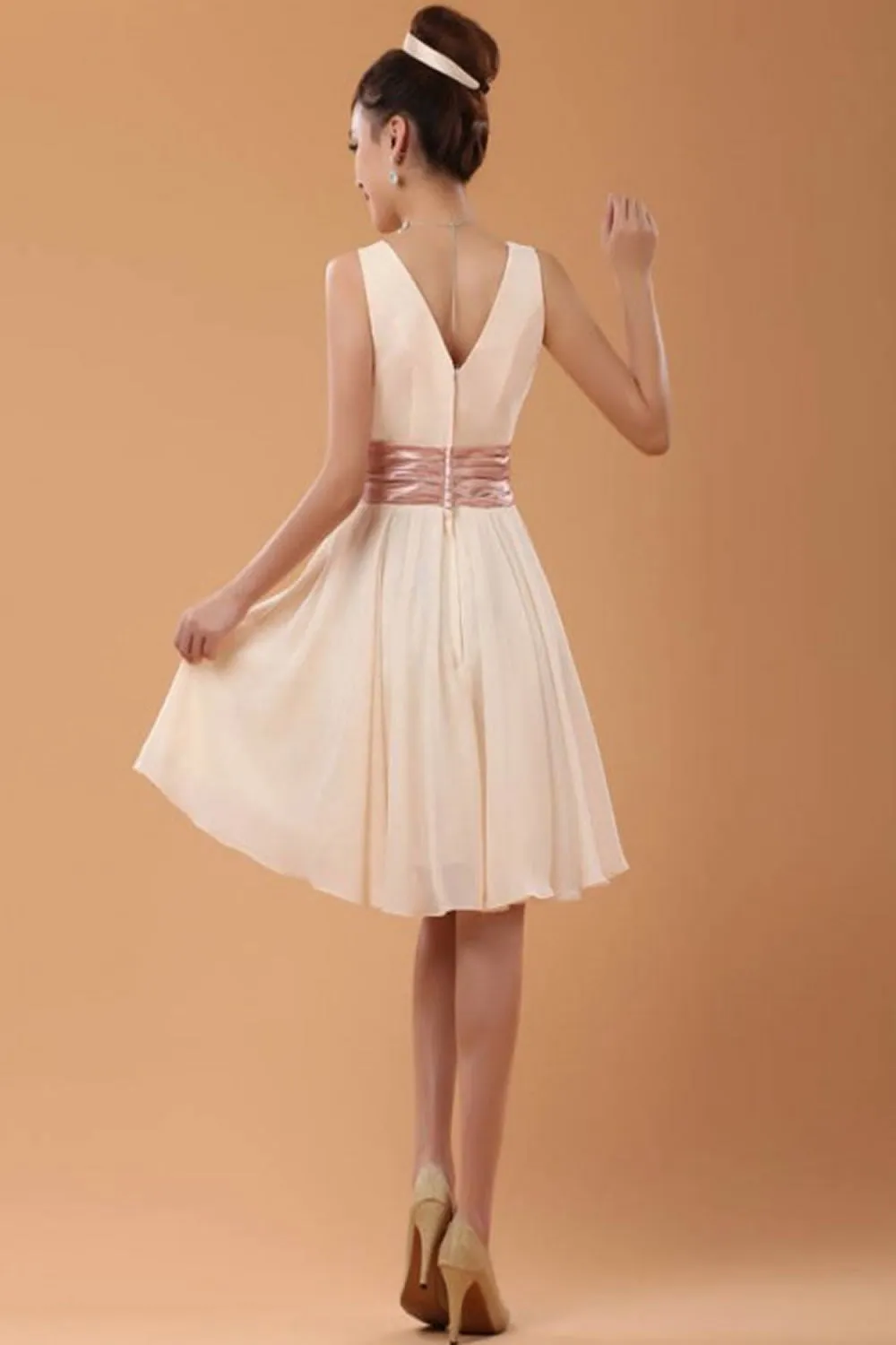 Pretty V-neck Short Chiffon Simple Homecoming Dresses K130