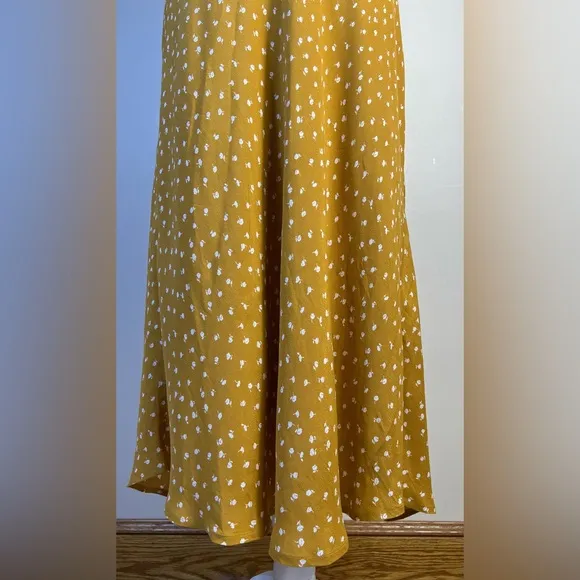 Rails Marigold Yellow London Anya Print Midi Swing Skirt, Size Medium, NWT