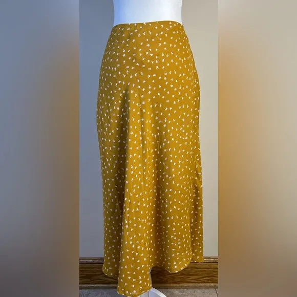 Rails Marigold Yellow London Anya Print Midi Swing Skirt, Size Medium, NWT