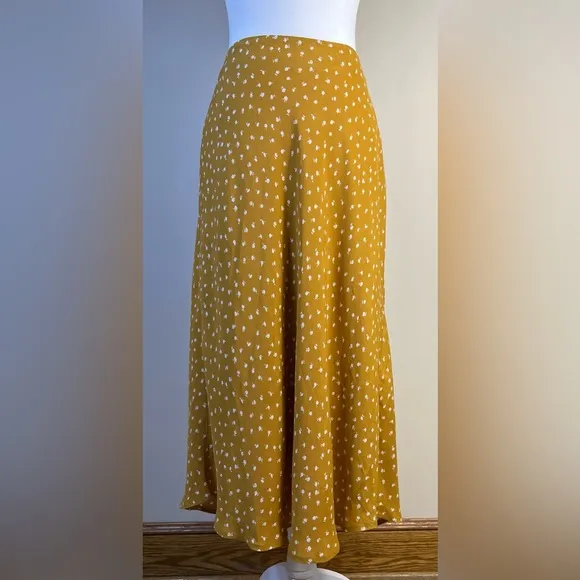 Rails Marigold Yellow London Anya Print Midi Swing Skirt, Size Medium, NWT