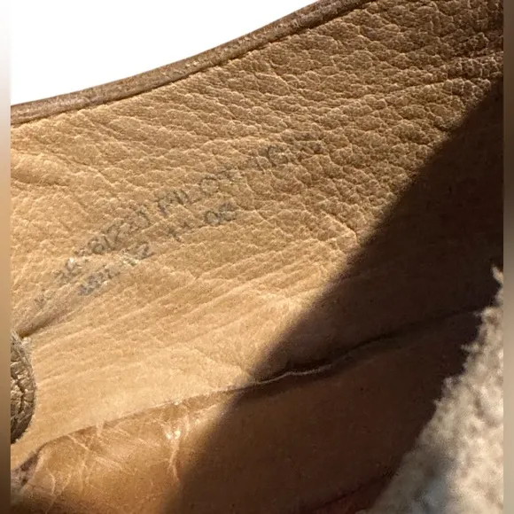 Red Tape Moccasin Shoes Mens Size 10 1/2 Tan Toned Genuine Leather Rubber Sole