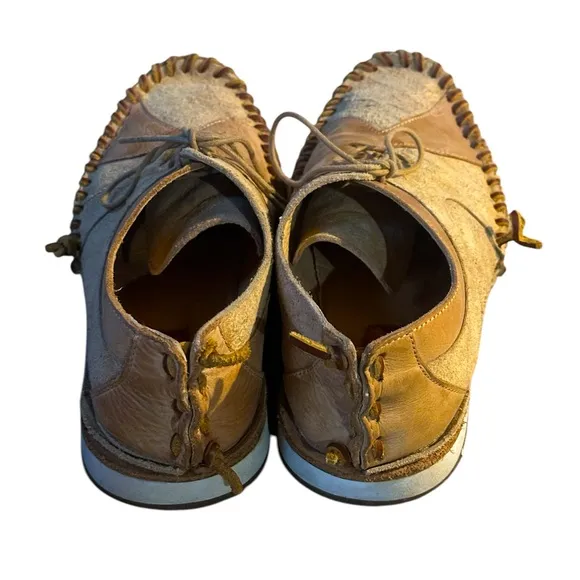 Red Tape Moccasin Shoes Mens Size 10 1/2 Tan Toned Genuine Leather Rubber Sole