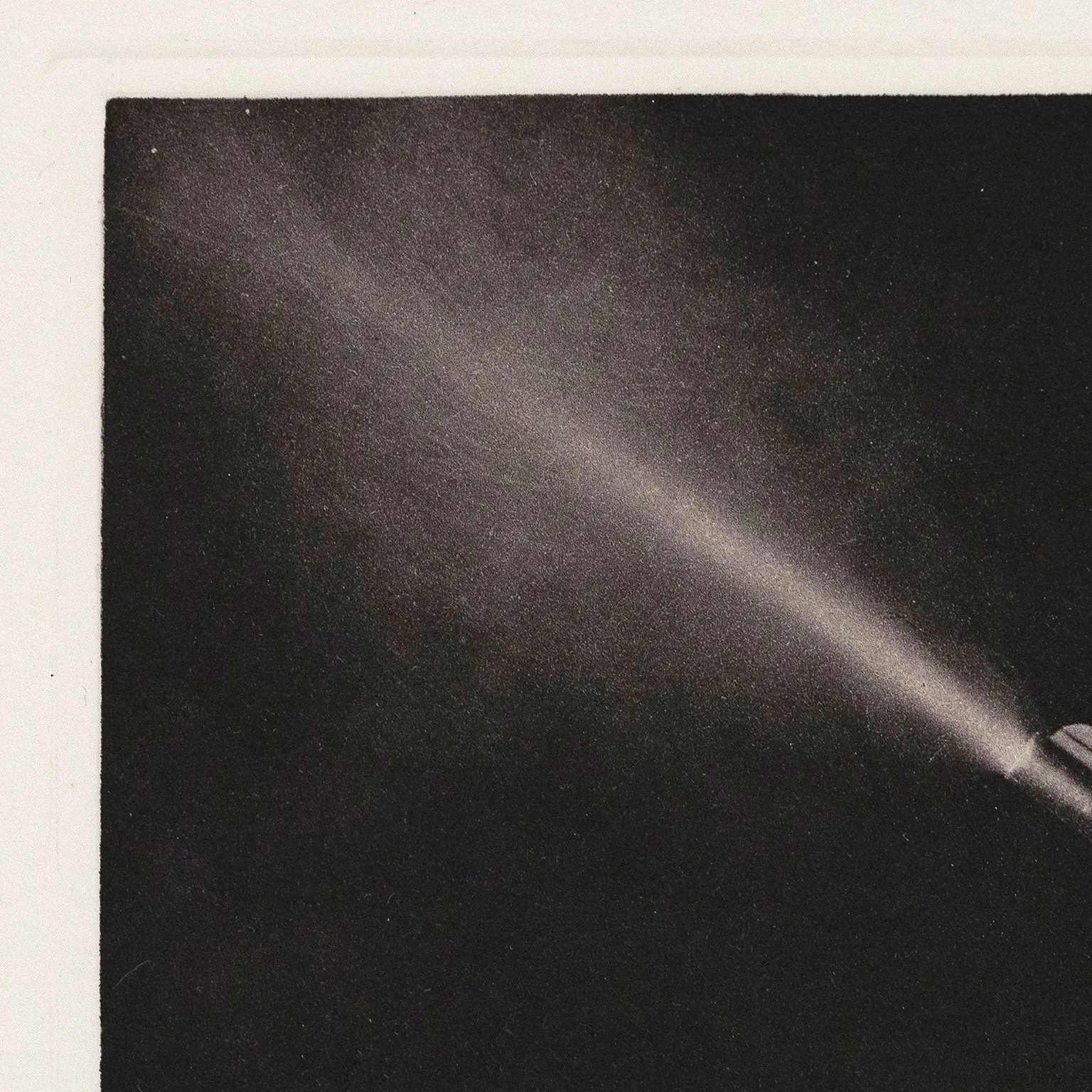 ROBERT MAPPLETHORPE "SEASON IN HELL: GUN" 1986