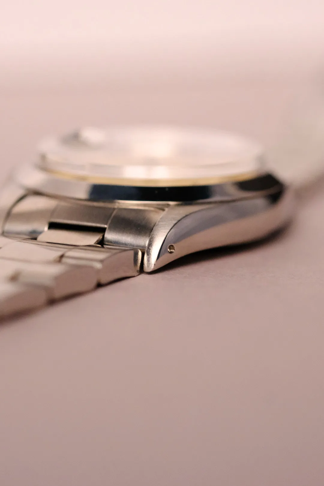 Rolex Oysterdate 6694 'Sandy Tropical Dial' - 1968