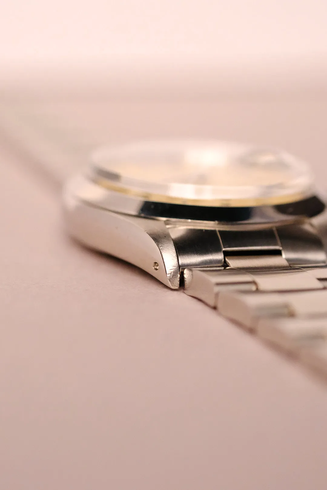 Rolex Oysterdate 6694 'Sandy Tropical Dial' - 1968